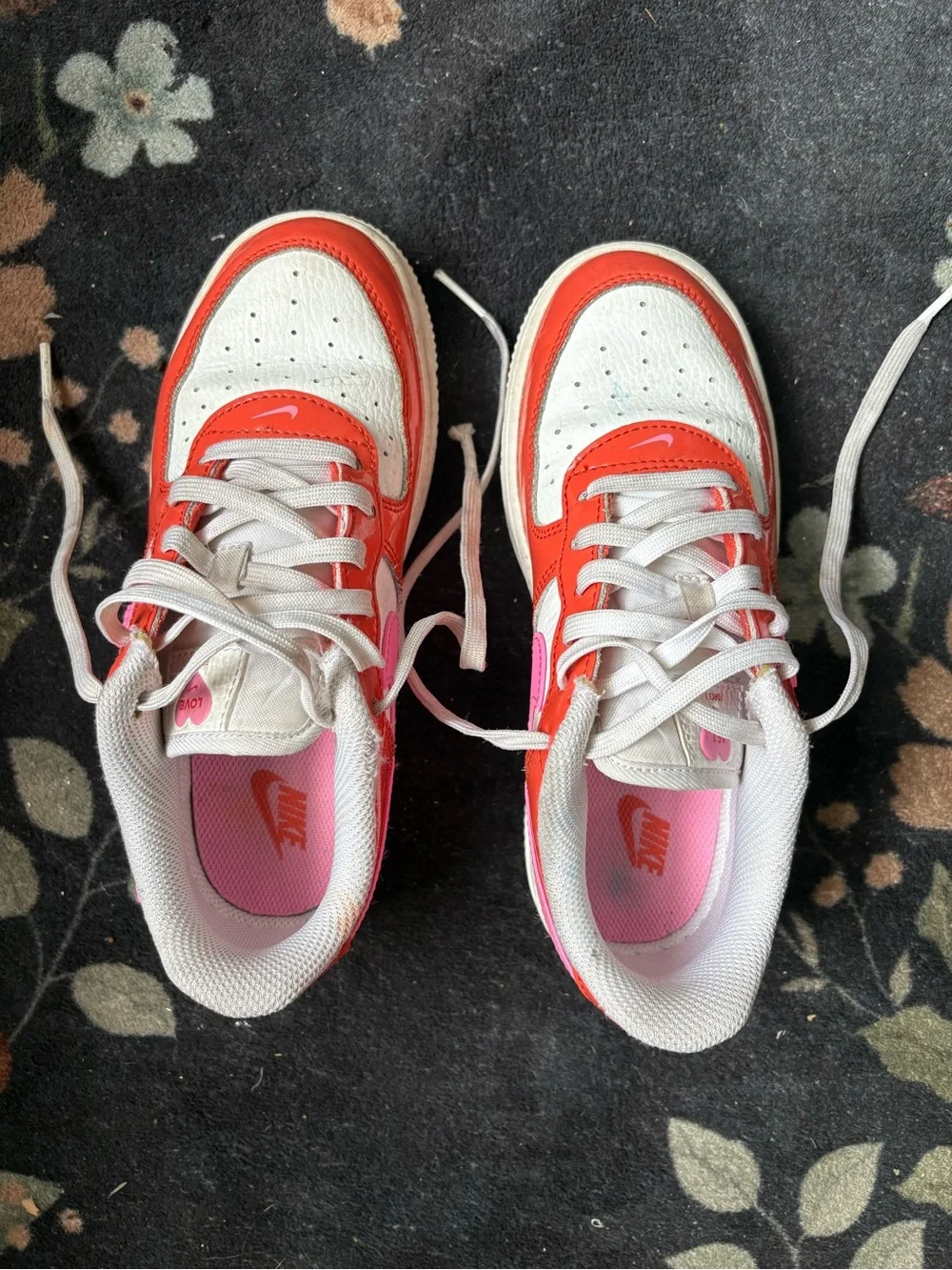 Nike bold low